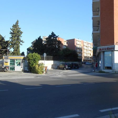 Amuni' Acomodação com café da manhã Syracuse Exterior foto